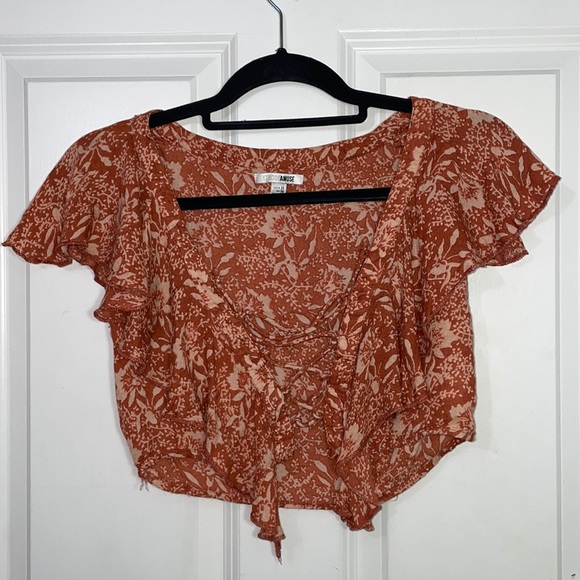 Amuse Society Boho Chic Lace Up Crop Top - Picture 6 of 7
